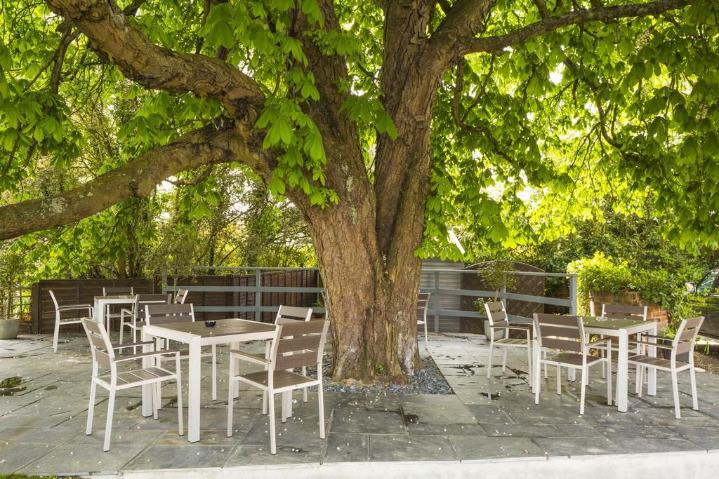 The Chequers Inn Beaconsfield Ngoại thất bức ảnh