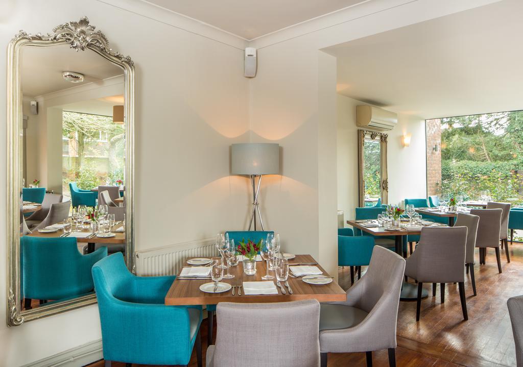 The Chequers Inn Beaconsfield Ngoại thất bức ảnh