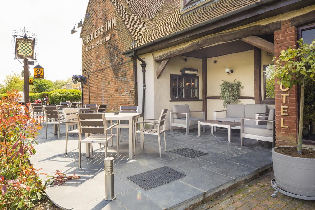 The Chequers Inn Beaconsfield Ngoại thất bức ảnh